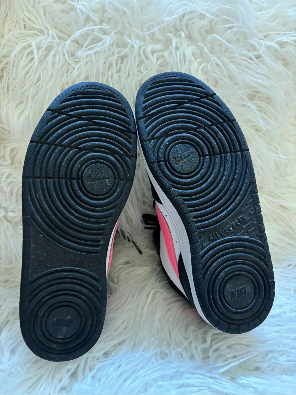 Nike Kids Mid-Top Sneakers in White, Black & Hot Pink